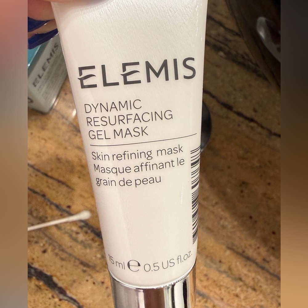 ELEMIS Dynamic Resurfacing Gel Mask - White